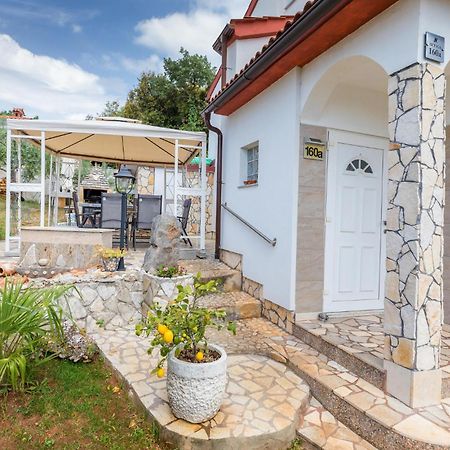 Beautiful Apartment In Barbariga With Kitchen Dış mekan fotoğraf