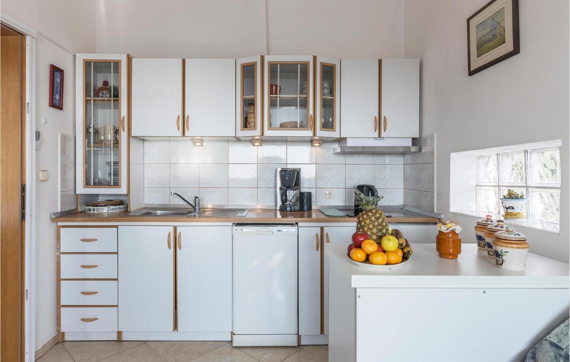 Beautiful Apartment In Barbariga With Kitchen Dış mekan fotoğraf